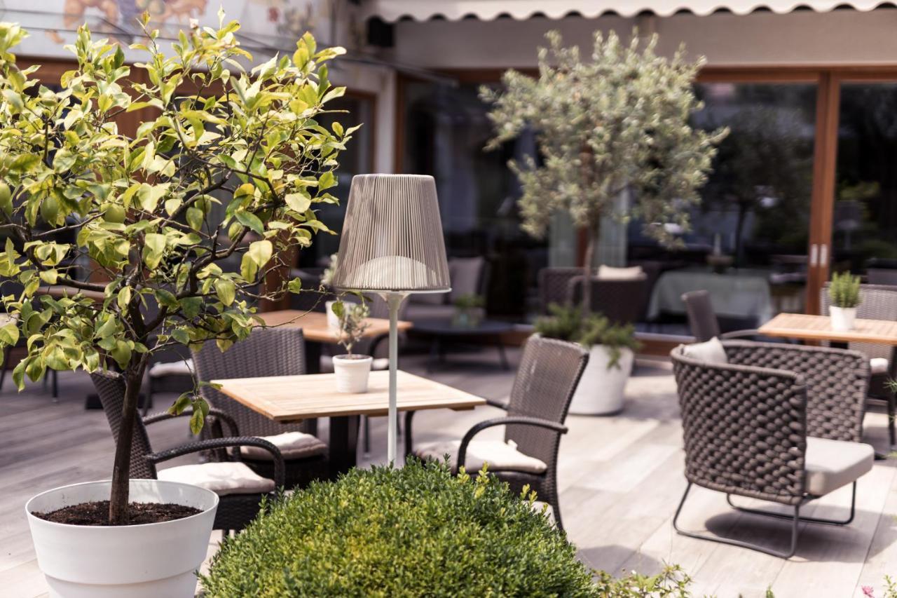 Boutique Hotel Zum Rosenbaum ナッレス エクステリア 写真