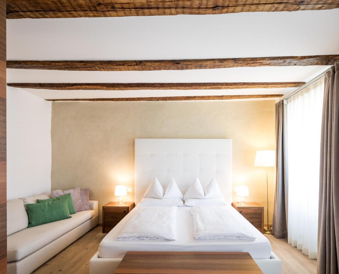 Boutique Hotel Zum Rosenbaum ナッレス エクステリア 写真