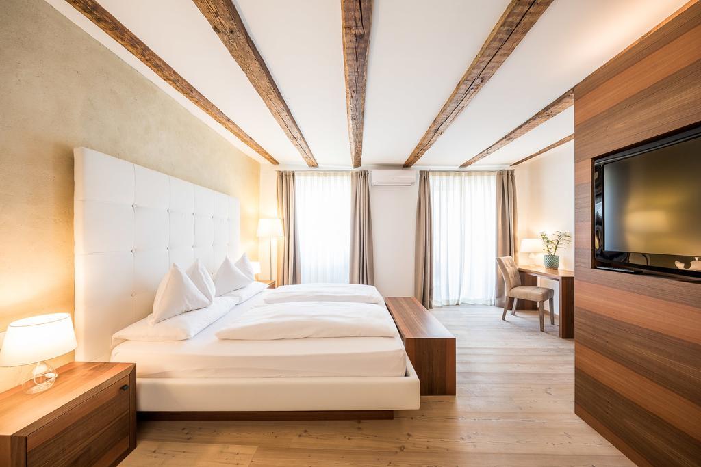 Boutique Hotel Zum Rosenbaum ナッレス エクステリア 写真