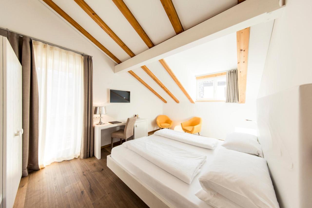 Boutique Hotel Zum Rosenbaum ナッレス エクステリア 写真